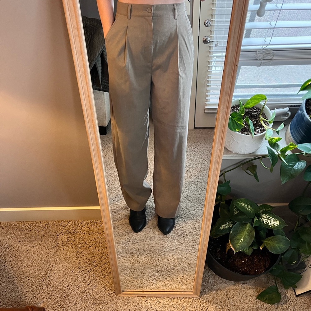 Men's Tan Pants